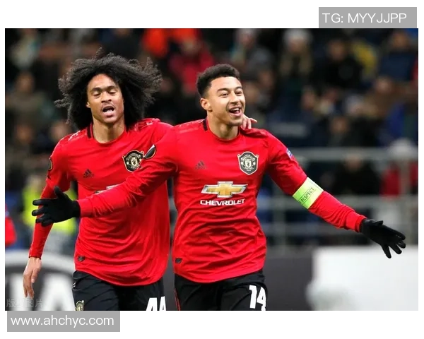 巴黎与马德里竞技激战正酣比分悬念不断引发球迷热议